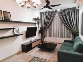M Vertica, KL City_TRX views & 2 MRT stations away